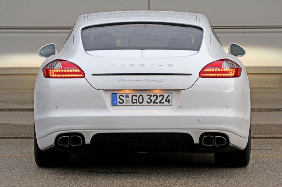  Porsche Panamera Turbo S 2012 года  (фото 46 из 91)